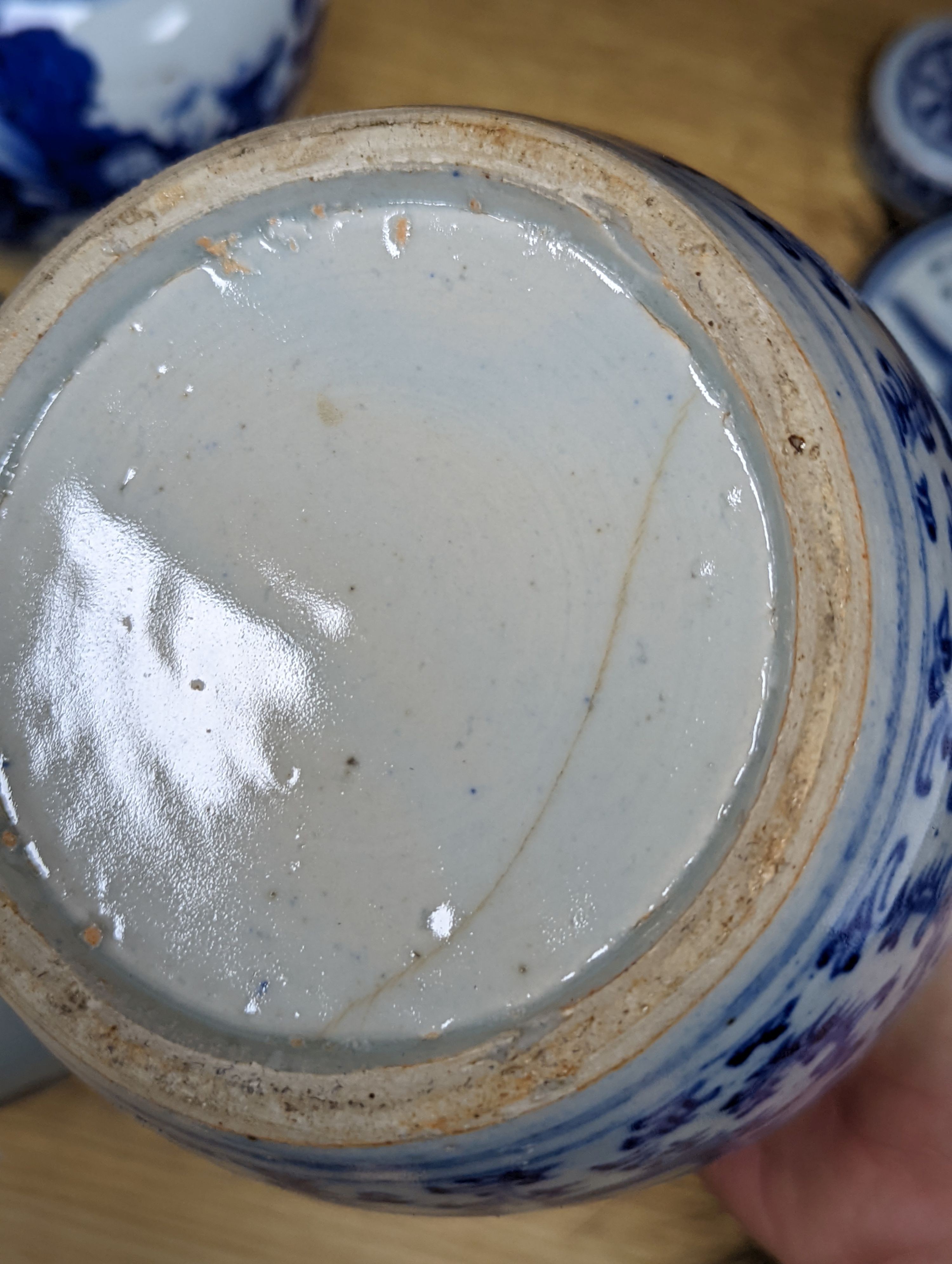 Four Chinese blue and white jars, 19th century and later